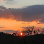 Countryside Views Near - Goats, Ducks & Chickens - Farm Experience Holiday home *