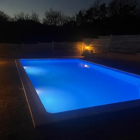 Blue Horizons Farm - Countryside - Pet Friendly - Sleeps 8 度假居 萨尔拉拉卡内达