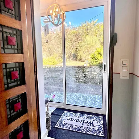 Blue Horizons Farm - Countryside - Pet Friendly - Sleeps 8 *